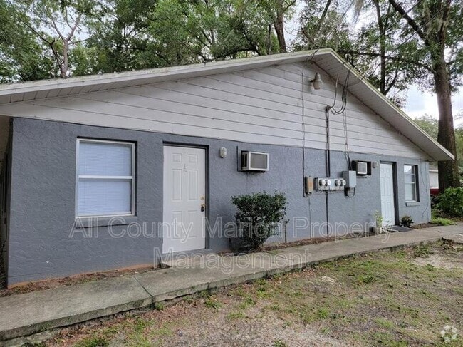 Building Photo - 2765 NE 48th Ct Unit 4 Rental