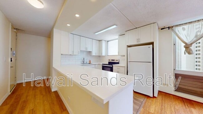 1717 Ala Wai Blvd