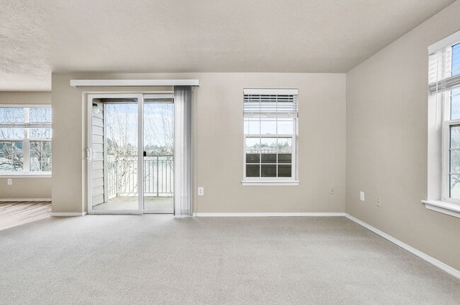 Photo - Lakepoint at Inland Shores