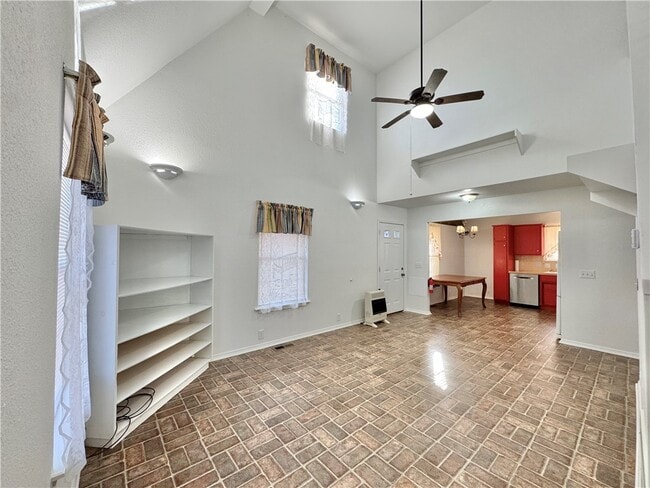 Building Photo - 171 Madison 2415