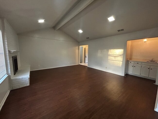 Photo - 2716 Sibley Dr