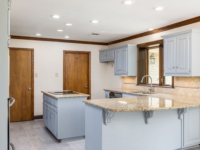 Photo - Park like Executive Home on Cul-de-sac / Northwest Balcones / 4 bedrooms, 3.5 baths, 3 car garage...
