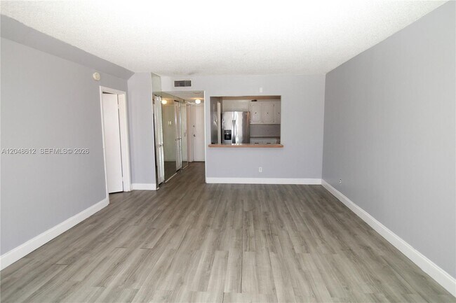 Photo - 13499 Biscayne Blvd Unit 412