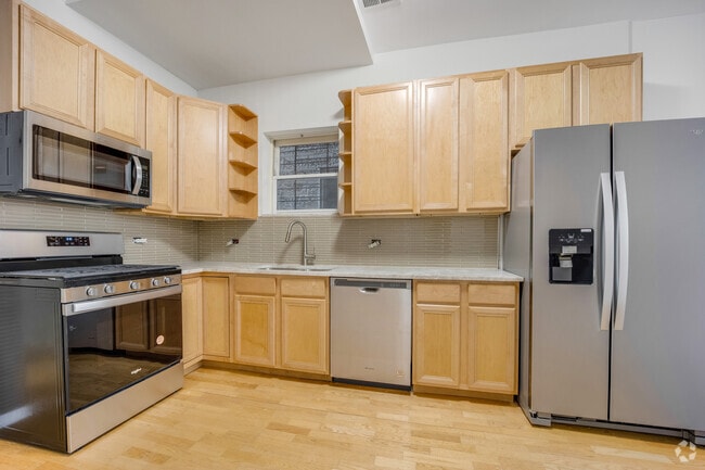 Building Photo - 2033 W Huron St Unit G Rental