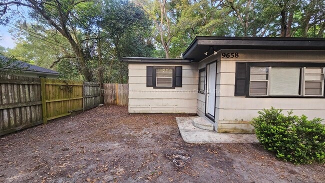 Photo - 9658 Gibson Ave