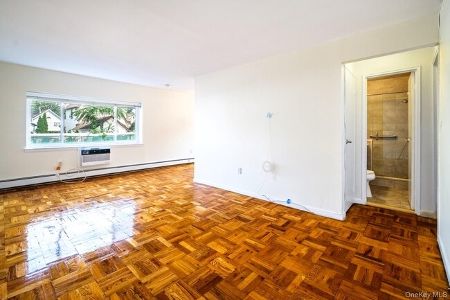 838 Pelhamdale Ave Unit 1I