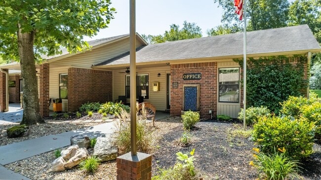 Photo - 151 Summerwood Dr