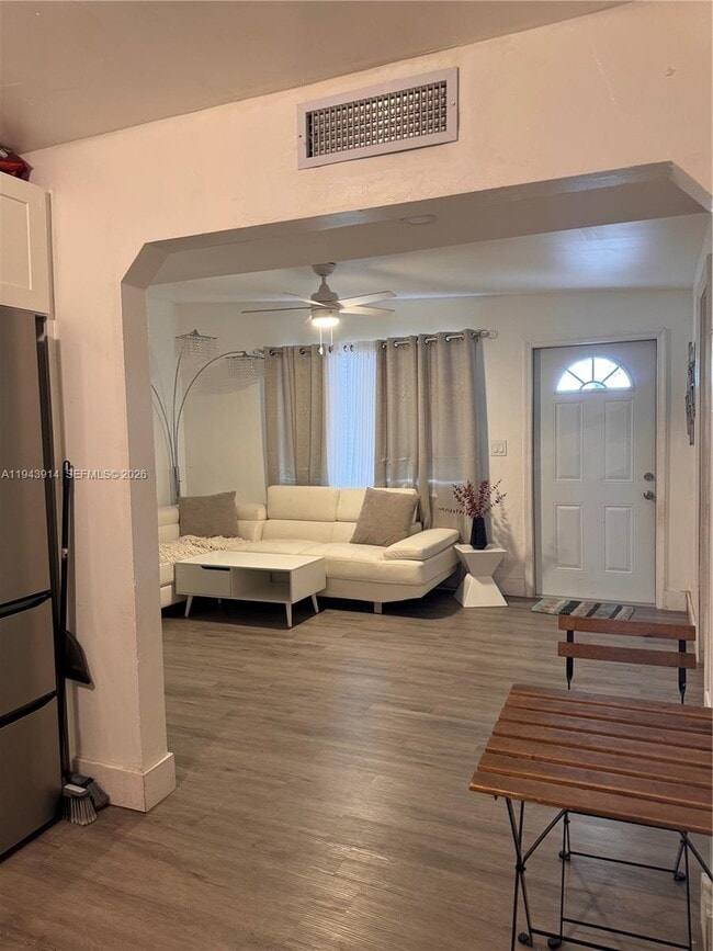 Photo - 5721 SW 41st St