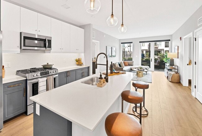 Building Photo - The Fynn