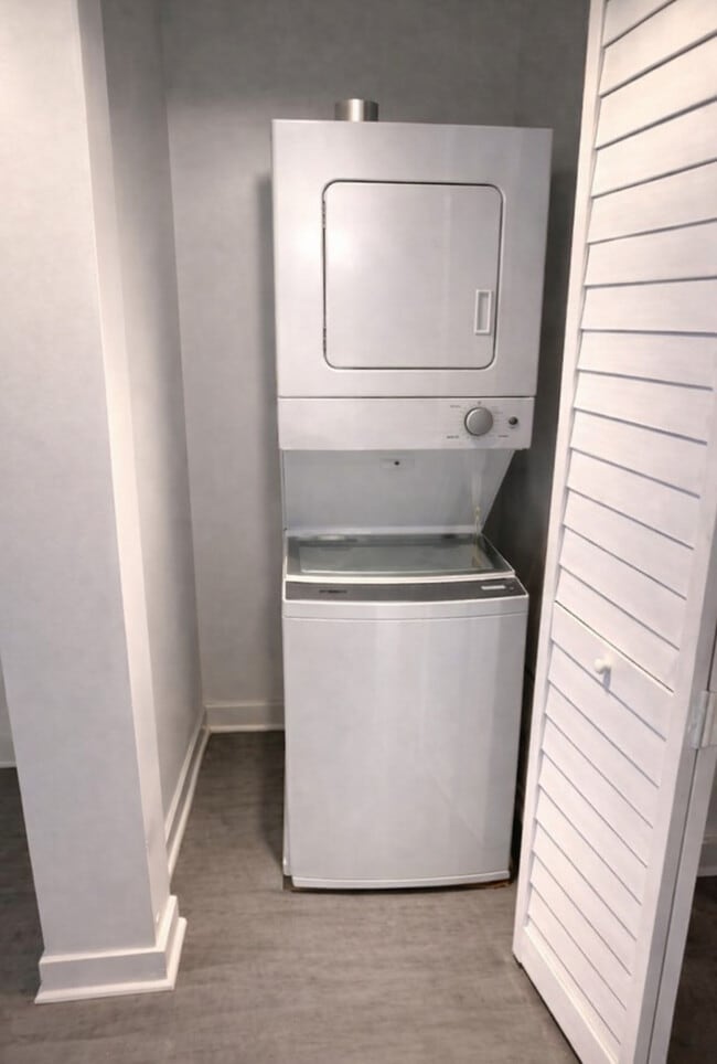 Photo - 4519 W Thomas St Unit 1