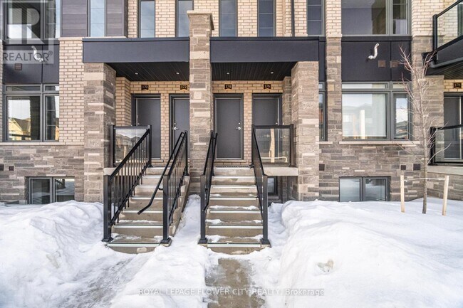 Photo - 174 Petch Ave