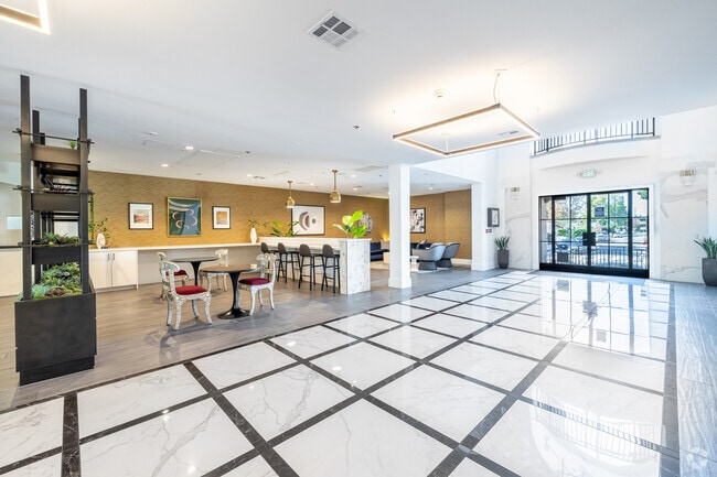 Lobby - Plaza at Sherman Oaks