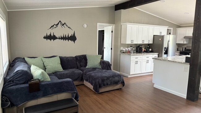 Photo - 5280 Old French Town Rd