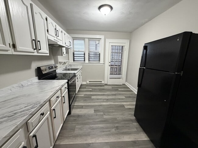 Photo - 2111 Bellevue Ave