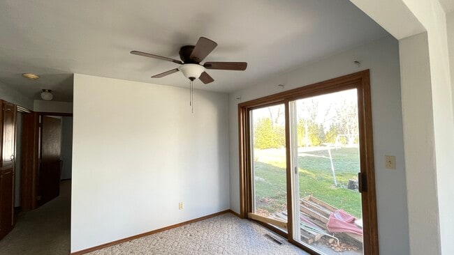 Dining Area - 694 Trailsway Ln