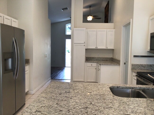 Photo - 715 Somerstone Dr