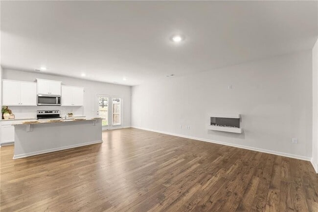 Photo - 300 Stoneybrook Dr