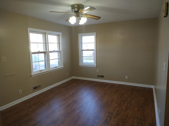 Photo - 1510 N Platte Ave