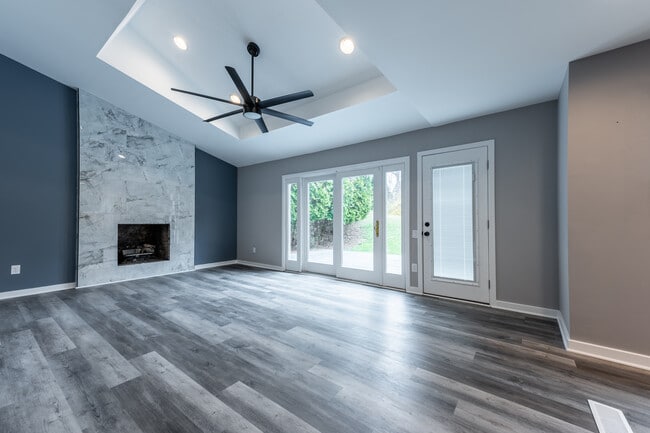 Photo - 111 Belmont Dr