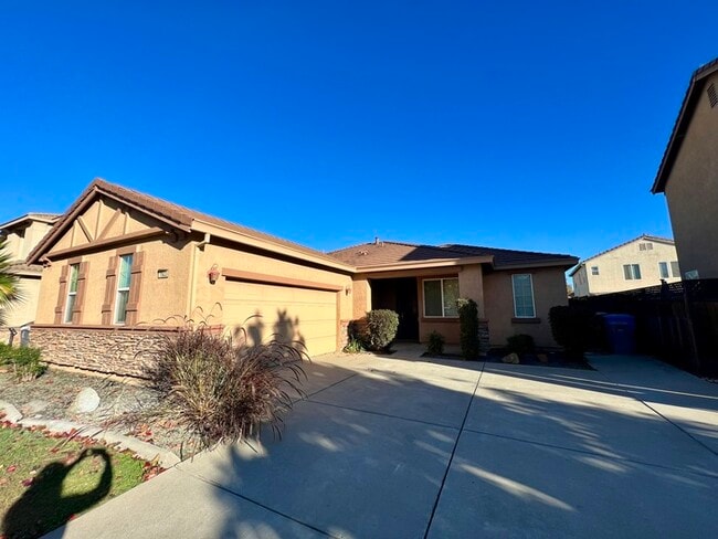 Building Photo - Charming one-story home in Linda! 3bd/2ba ...