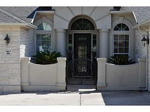 Photo - 1813 Val Verde Dr