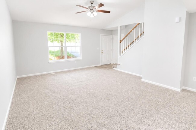 Photo - 5318 Godas Cir
