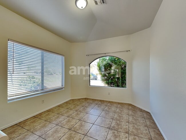 Photo - 2416 S 82nd Ave