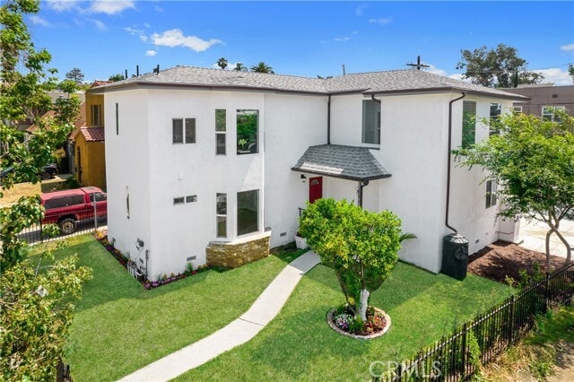 Photo - 1372 Carmona Ave