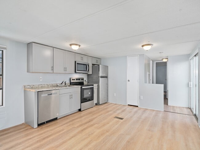 Photo - 53 Cushion Pl