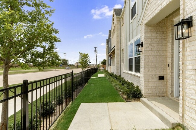 Photo - Easy Living in North Richland Hills