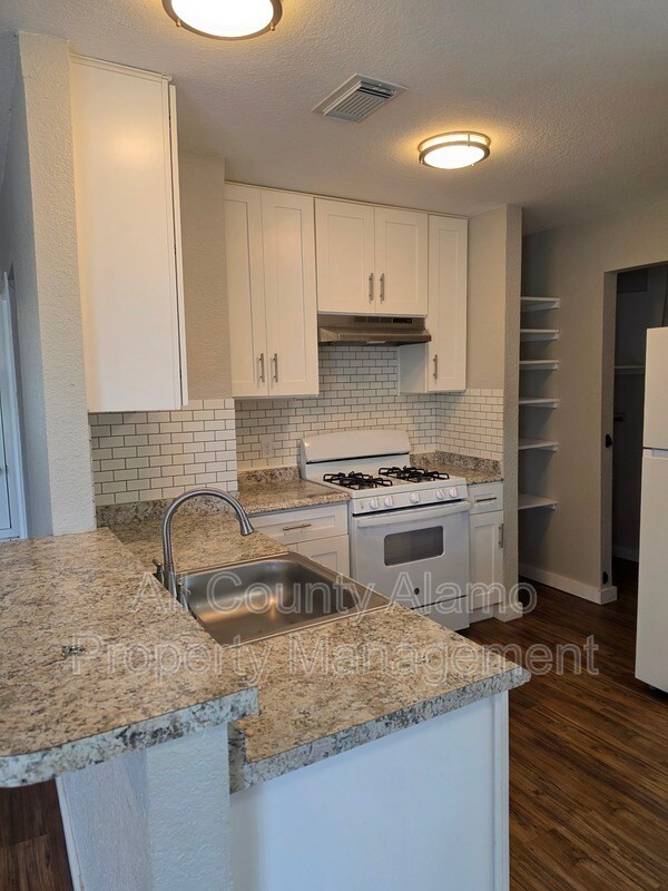 Photo - 429 Zachry Dr