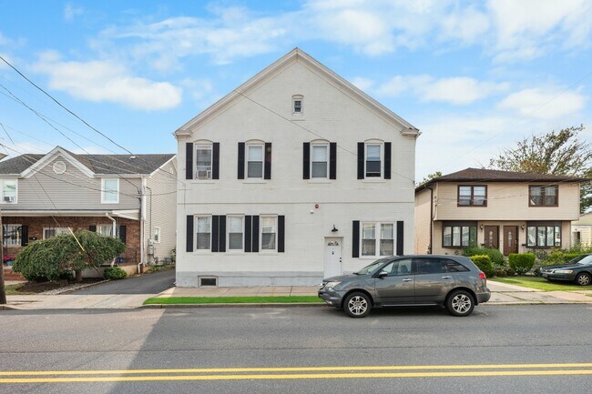 43 1st Ave Unit 1