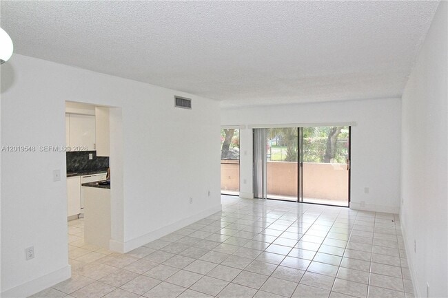 Photo - 5800 SW 127th Ave Unit 2112