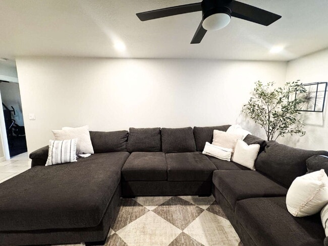 Photo - "Newly Renovated 3-Bed, 2-Bath Condo in Yuma!"