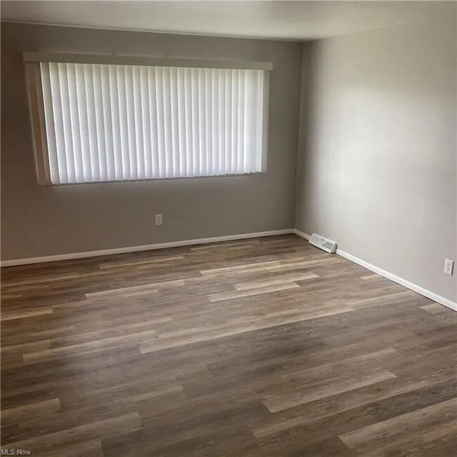 Photo - 533 Bon Air Ave