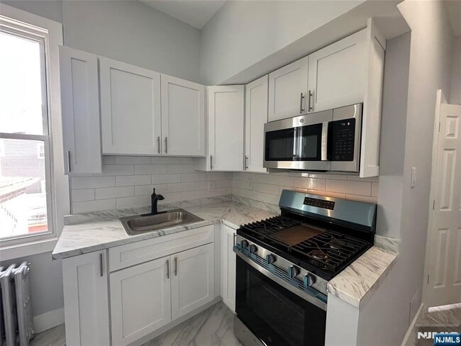 Photo - 707 2nd St Unit 2