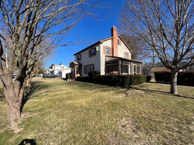 Photo - 201 American Ave