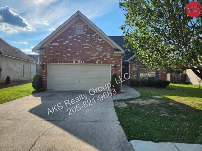 Building Photo - 2045 Forest Lakes Ln
