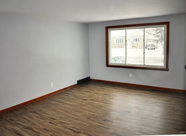 Photo - 110 Waverly Ave