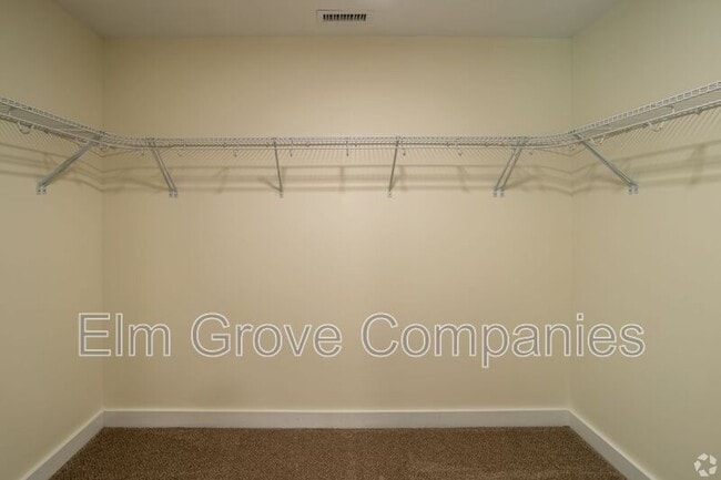 Photo - 64 Monroe Dr