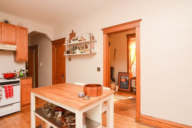 Photo - 2637 W Iowa St Unit J01P