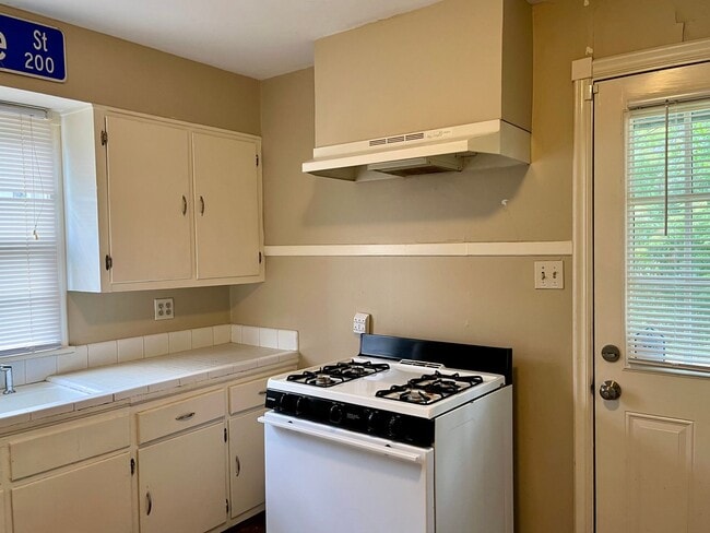 Photo - Great location in Garden District seconds from Downtown and LSU!