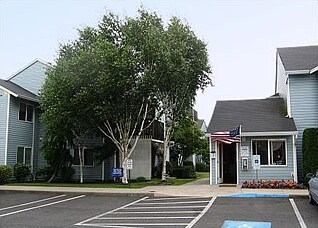 Mill Plain Court Apartments - Mill Plain Court Apartments