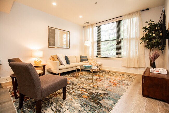 Photo - 1387 Washington St Unidad 203