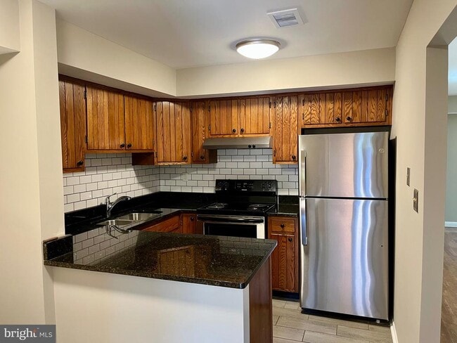 Photo - 306 Worthington Dr