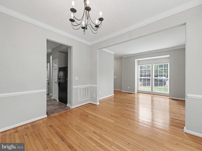 Building Photo - 5641 Eppes Island Pl