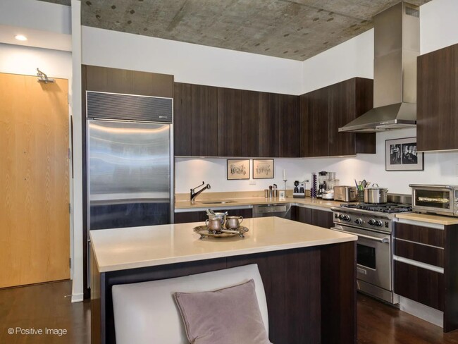 Photo - 1260 N Astor St Condo Unit 3711