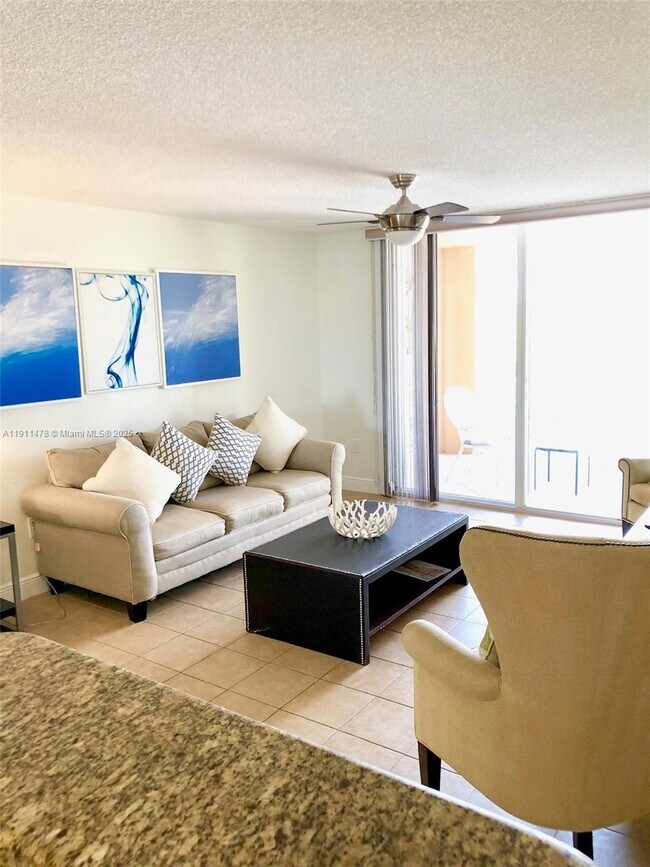 Photo - 19655 E Country Club Dr Unit 6405