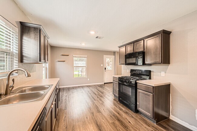 Photo - 1352 Winding Willow Dr