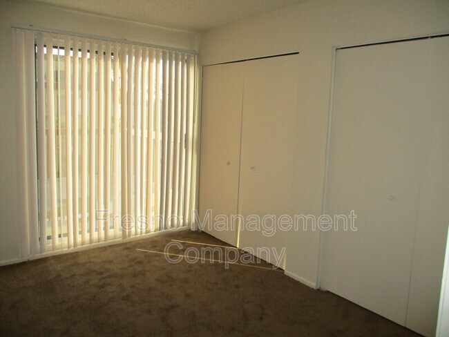 Photo - 815 S Demaree St Unit "Mission Villas Townhomes"